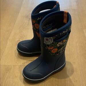 Bogs Kids Floral Rain Boots - Navy and Orange